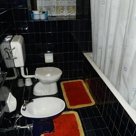 Apartment Confortable Near Sea - Rene 5 *