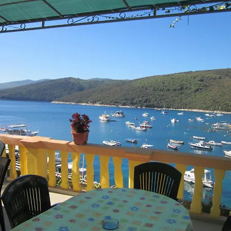 Apartment Confortable Near Sea - Rene 5 Rabac